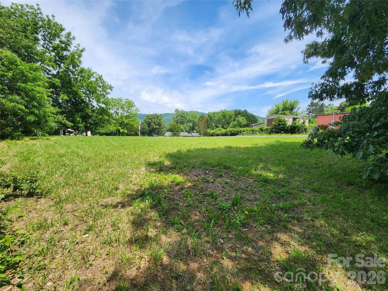 Listing Photo 9