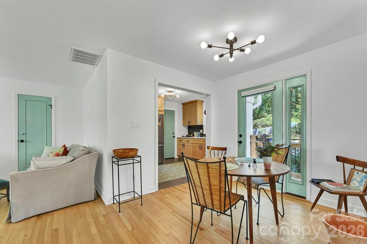 Listing Photo 15