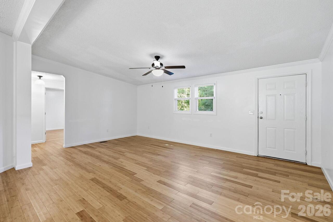 Listing Photo 21