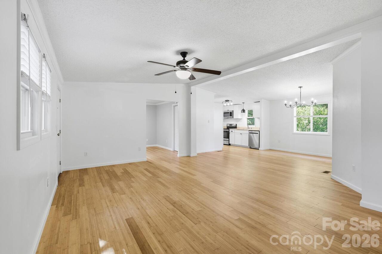 Listing Photo 22