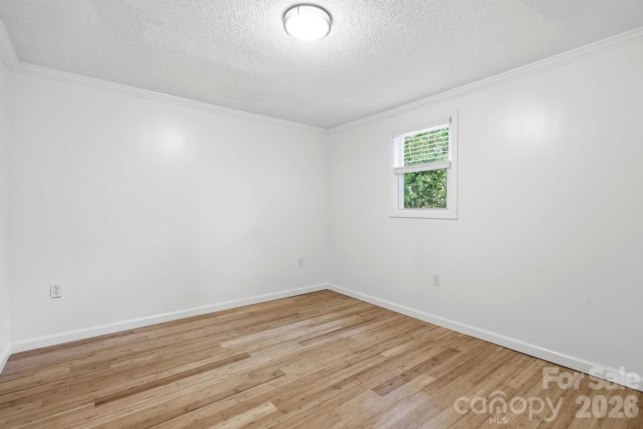 Listing Photo 27