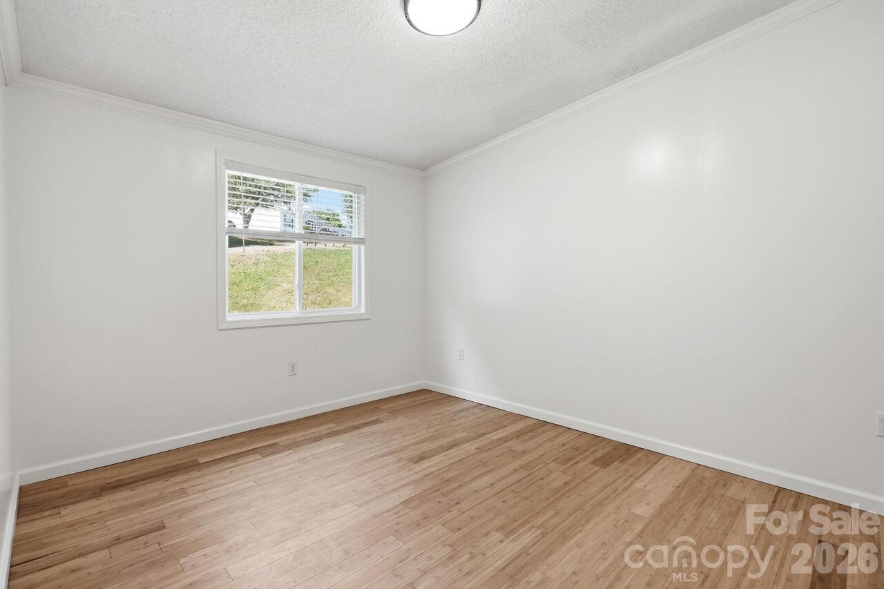 Listing Photo 29