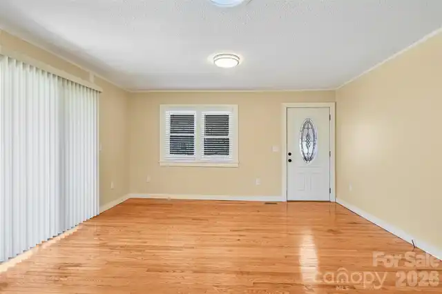 Listing Photo 13