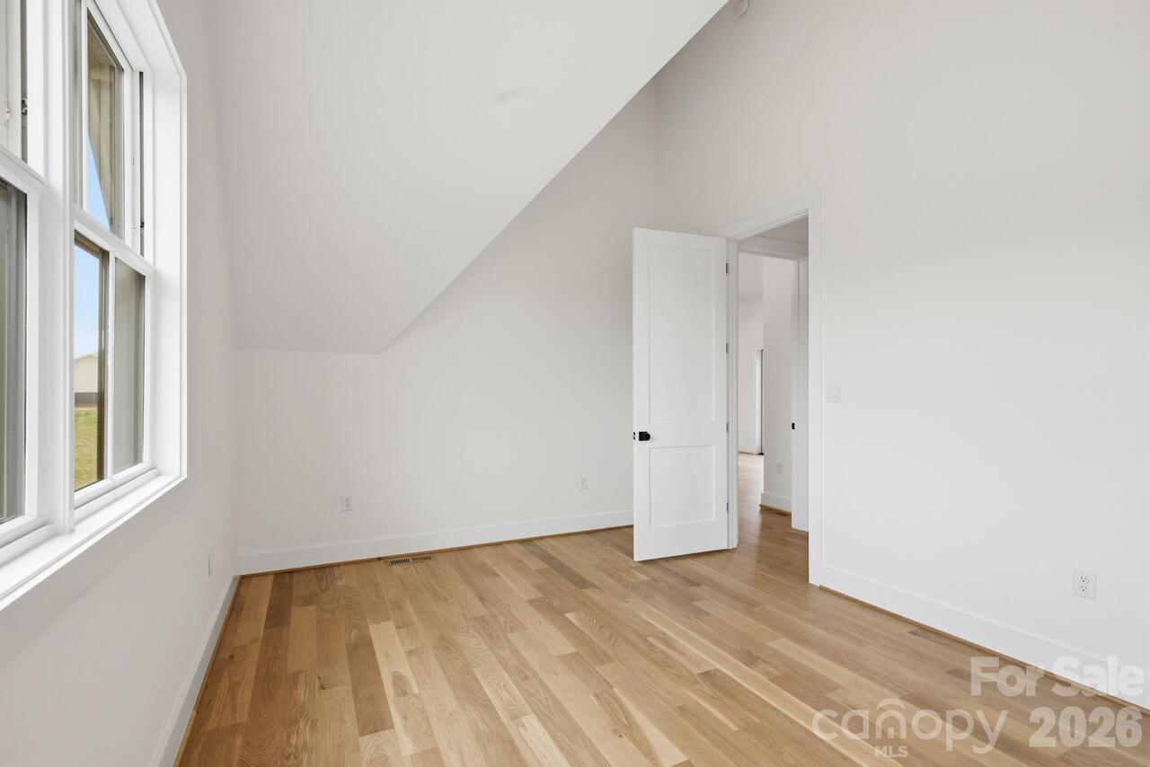 Listing Photo 31