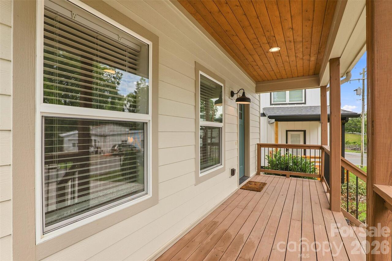 Listing Photo 7