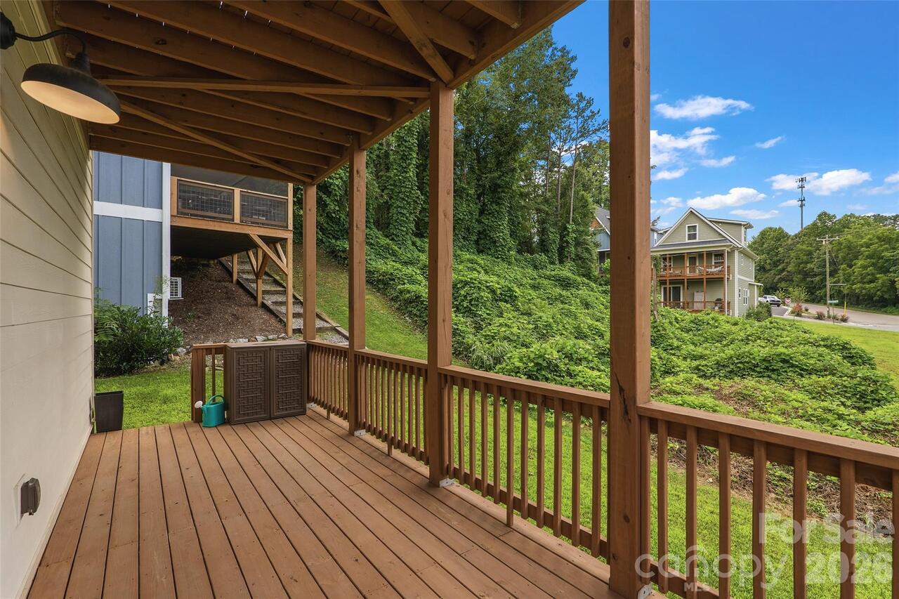 Listing Photo 18