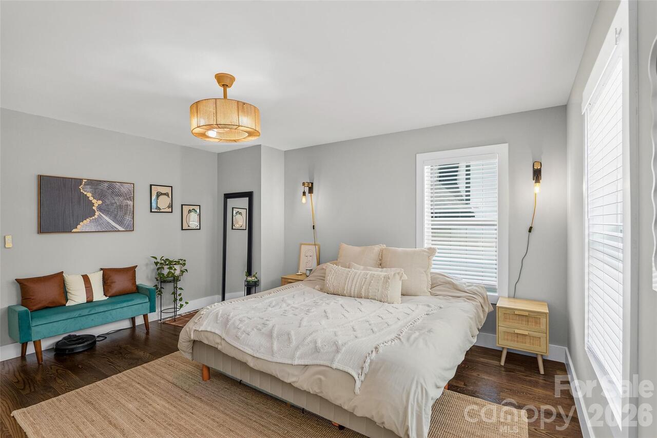 Listing Photo 22