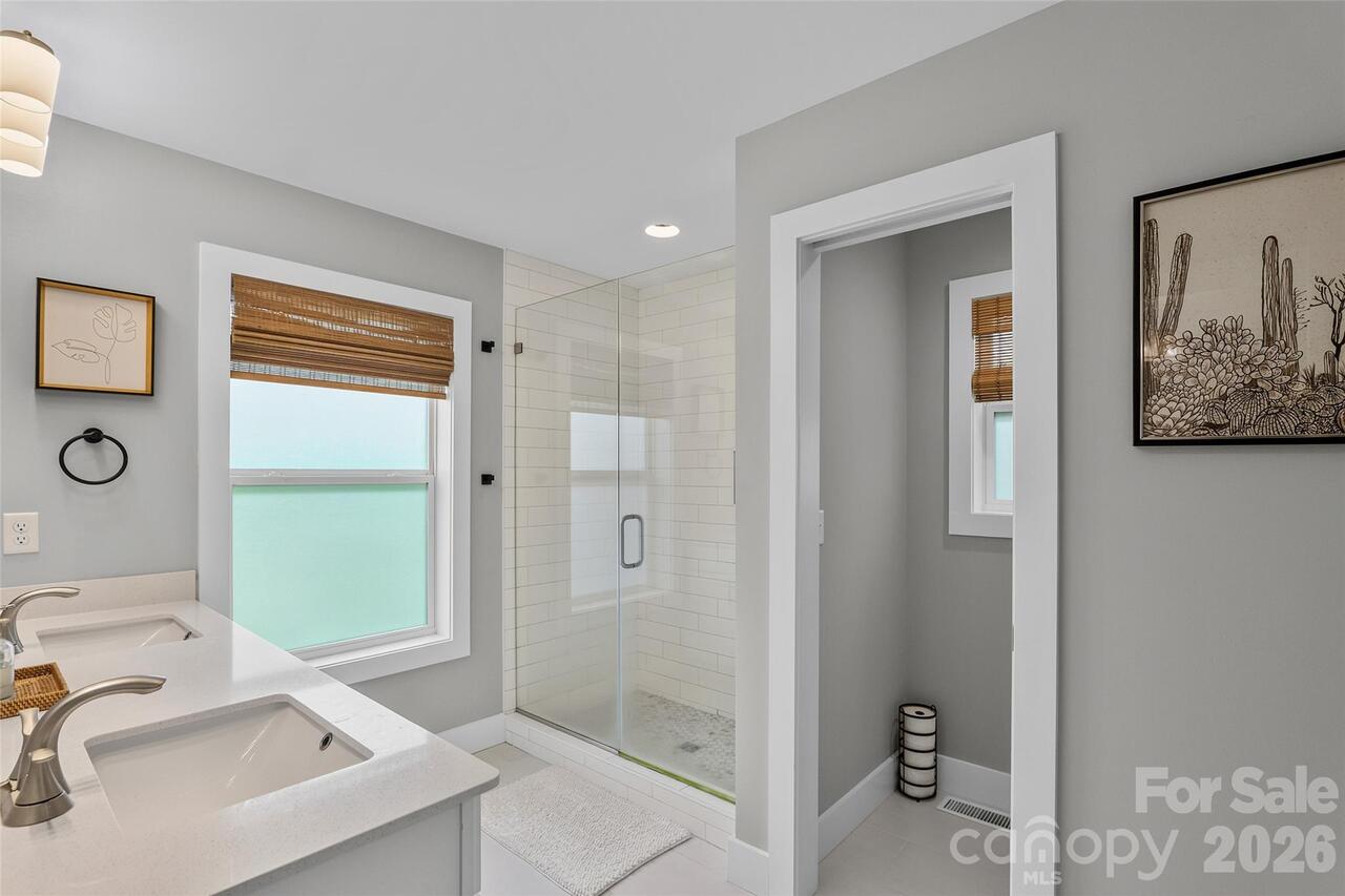 Listing Photo 23