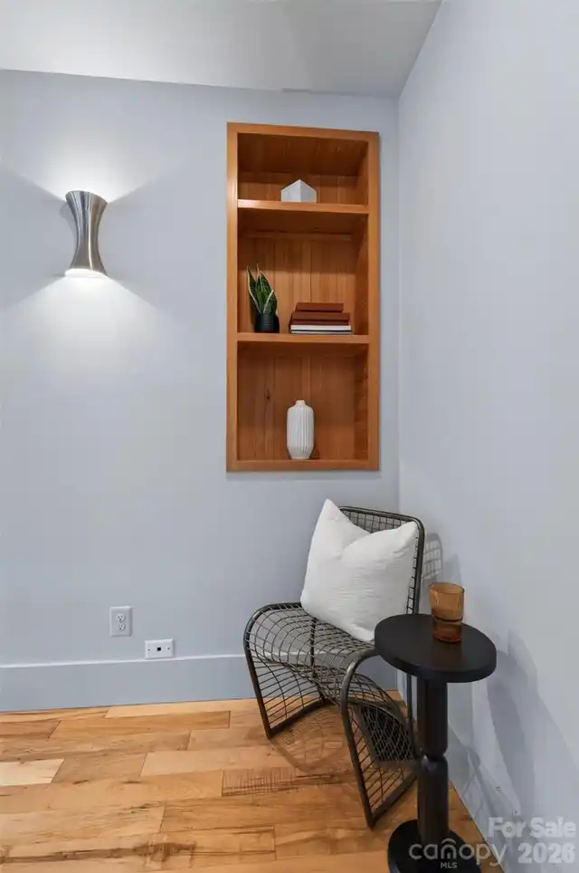 Listing Photo 13