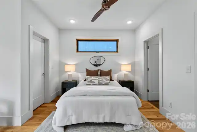 Listing Photo 15