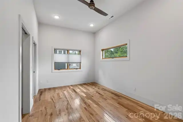 Listing Photo 25