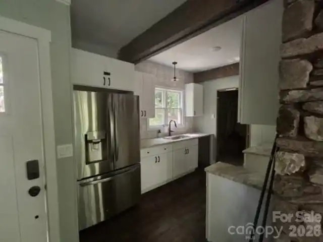 Listing Photo 16