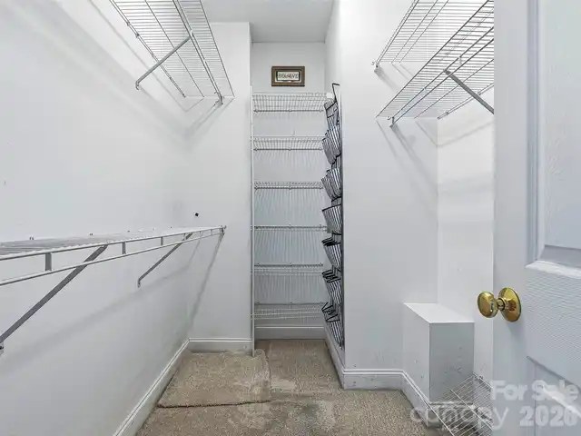 Listing Photo 22