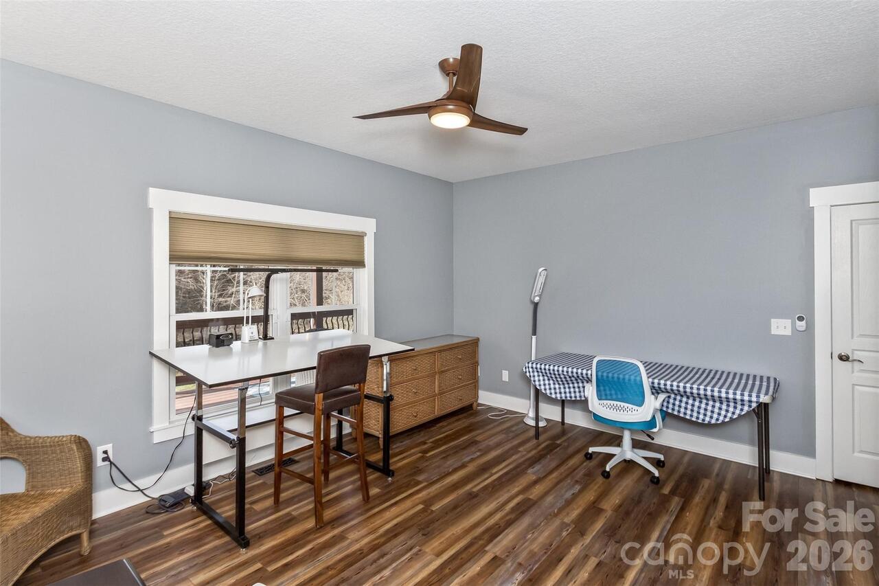 Listing Photo 27