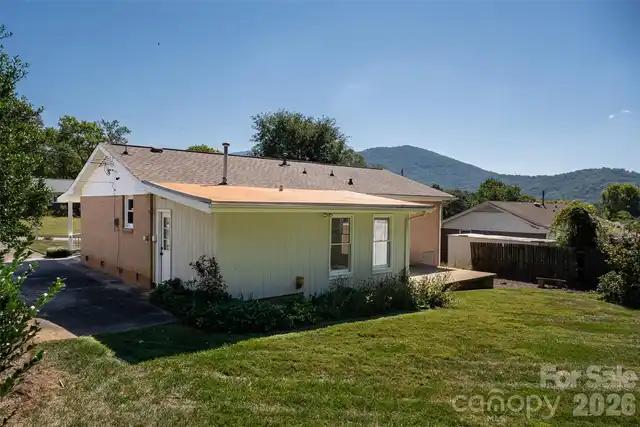 Listing Photo 37