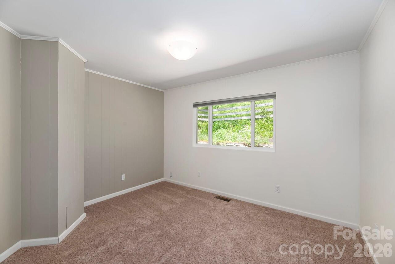 Listing Photo 26