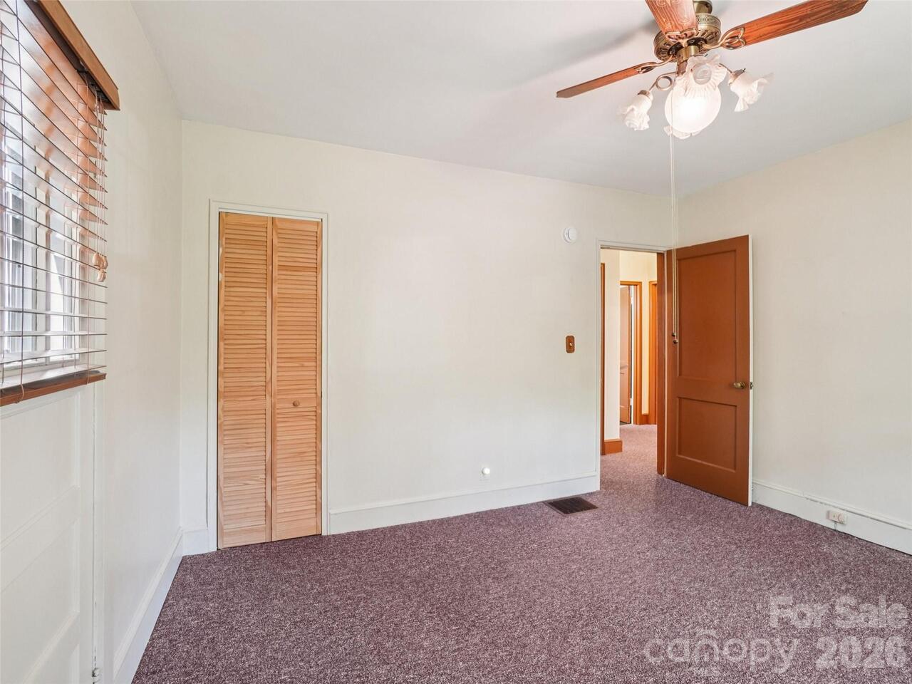 Listing Photo 20