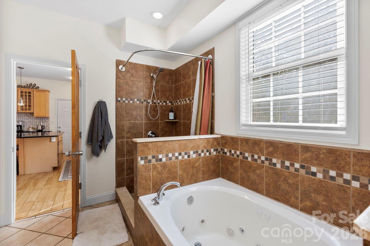 Listing Photo 13