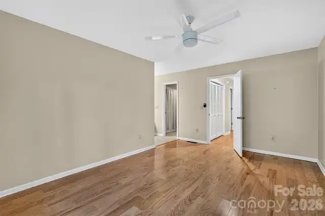 Listing Photo 25