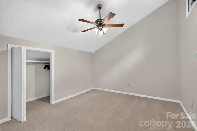 Listing Photo 28