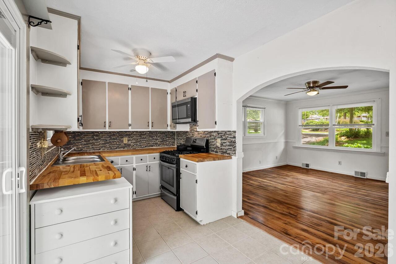 Listing Photo 8