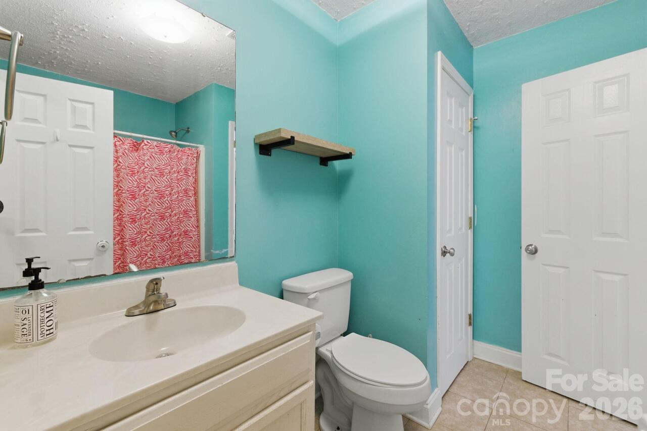 Listing Photo 14