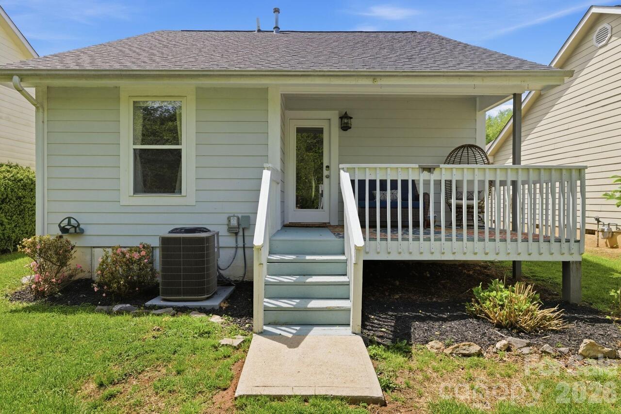 Listing Photo 18