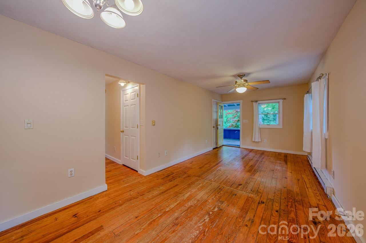 Listing Photo 17