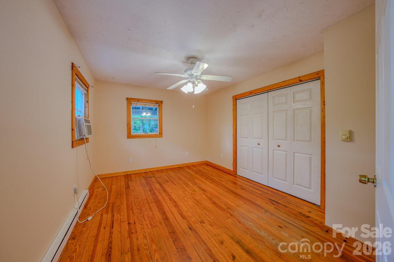 Listing Photo 21