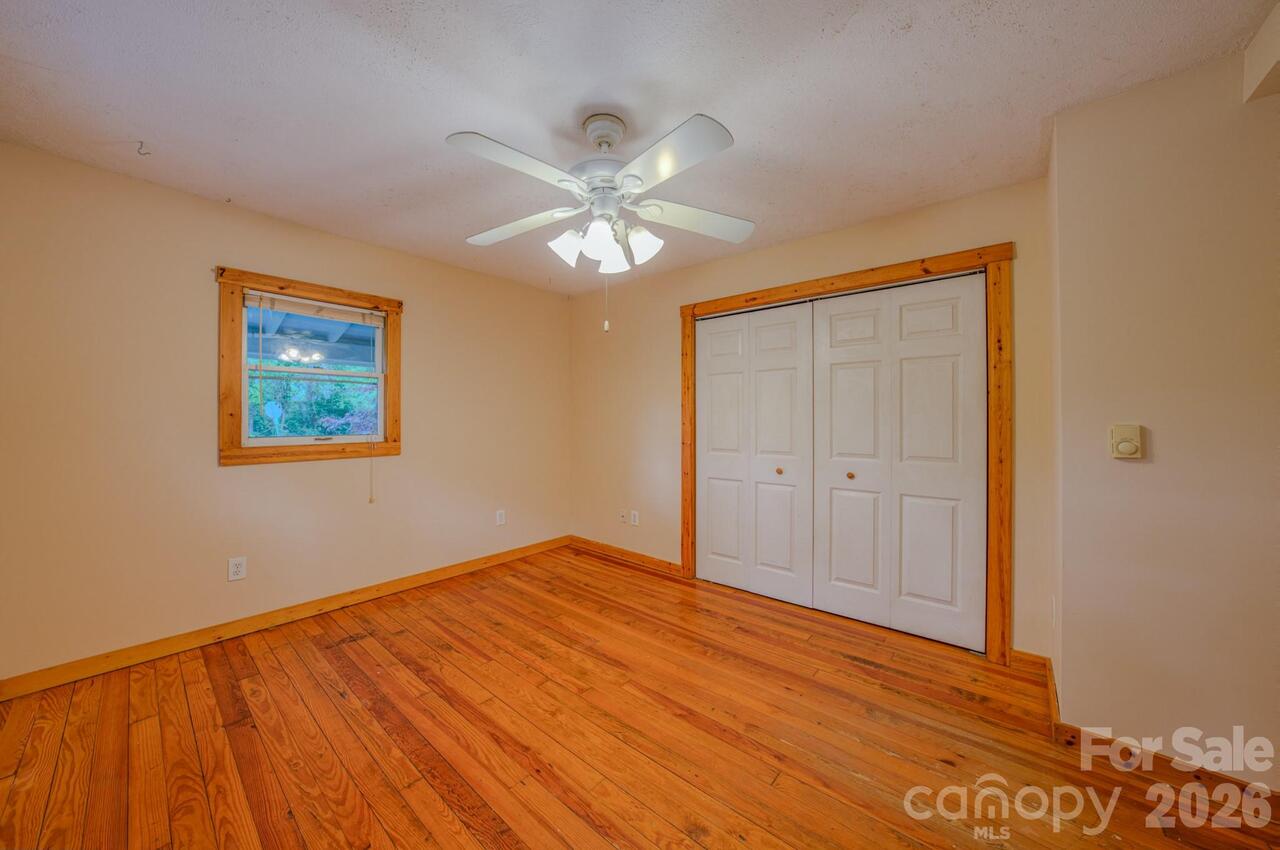 Listing Photo 22