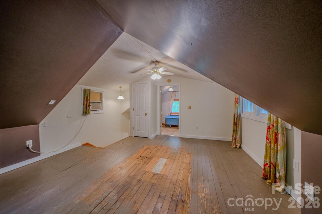 Listing Photo 27