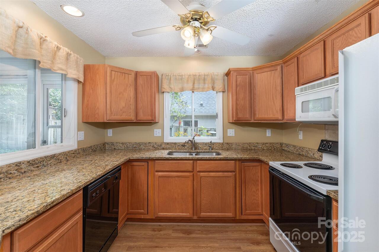 Listing Photo 13