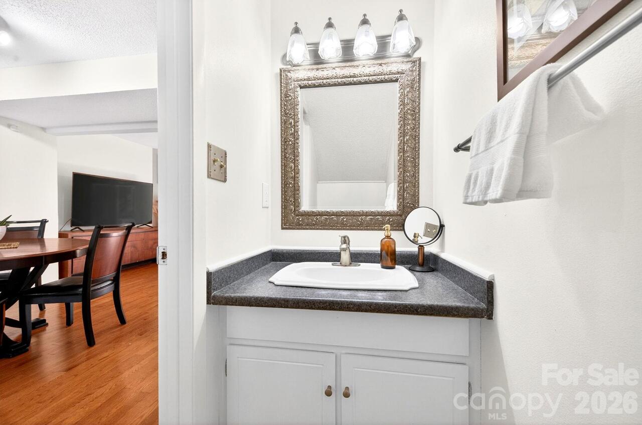 Listing Photo 18