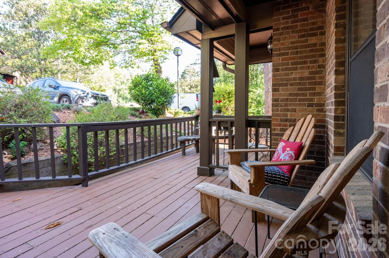 Listing Photo 22