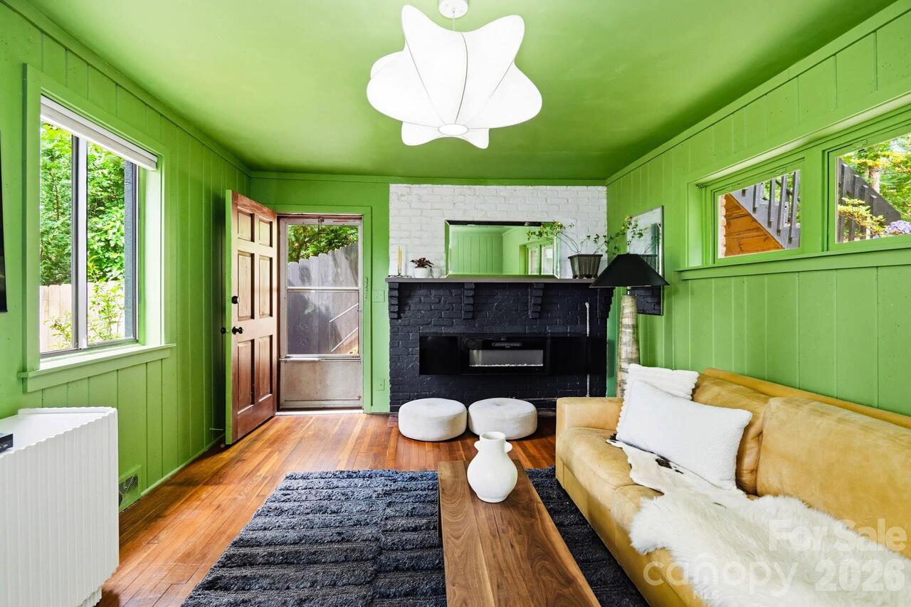 Listing Photo 22