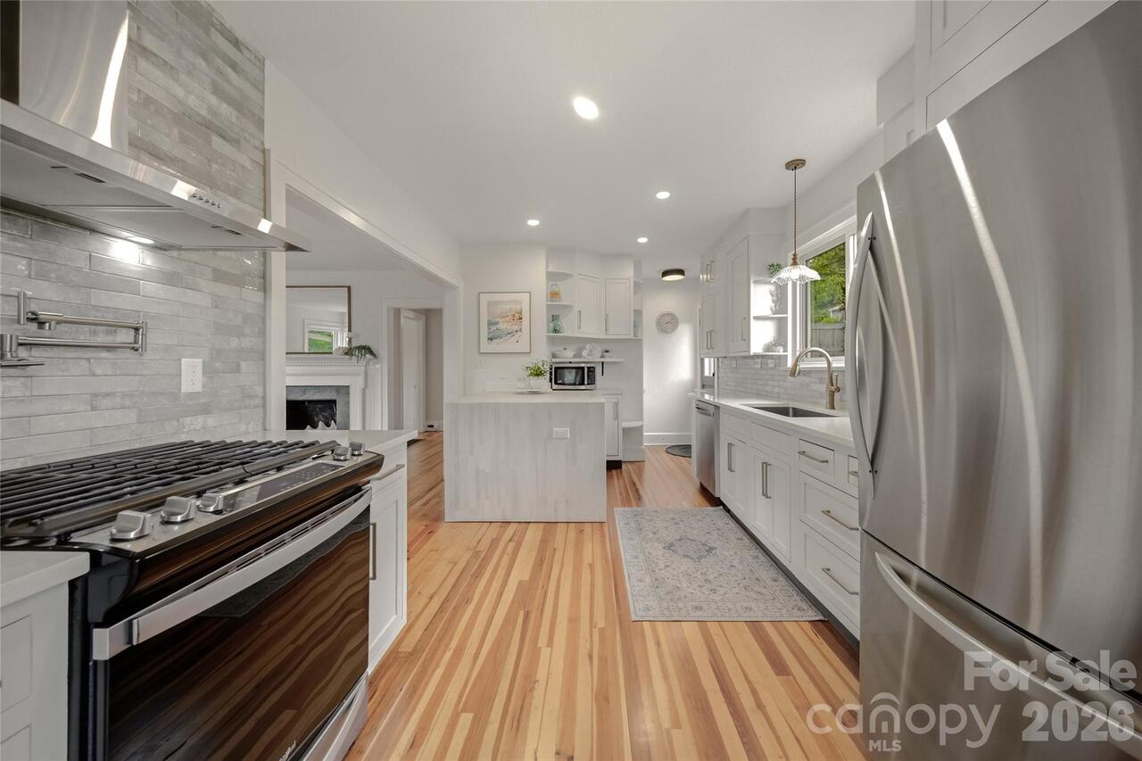 Listing Photo 18