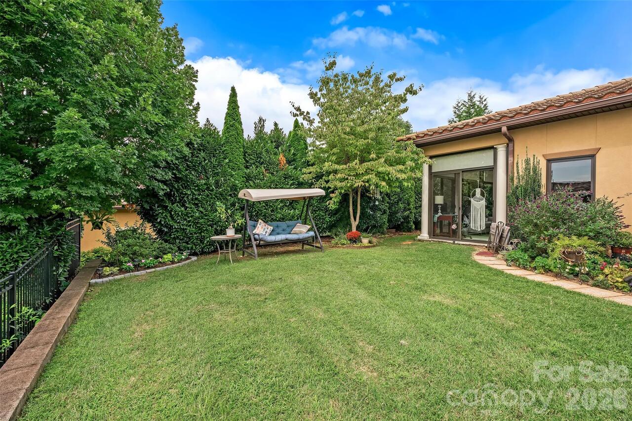 Listing Photo 25