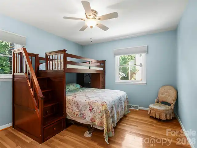 Listing Photo 24