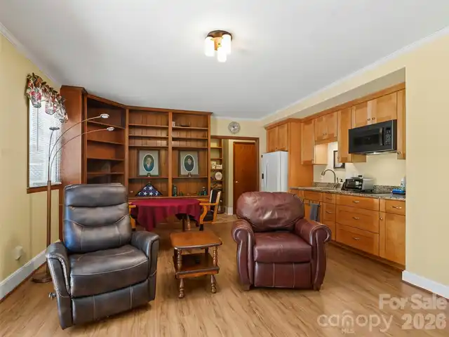 Listing Photo 31