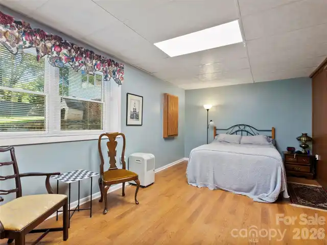 Listing Photo 33