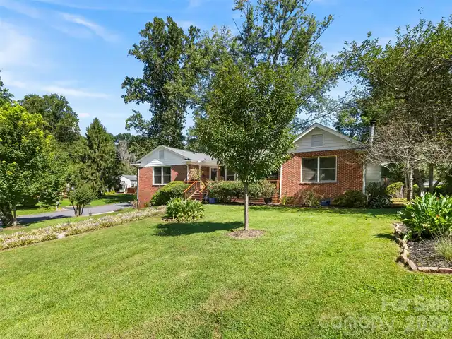 Listing Photo 36