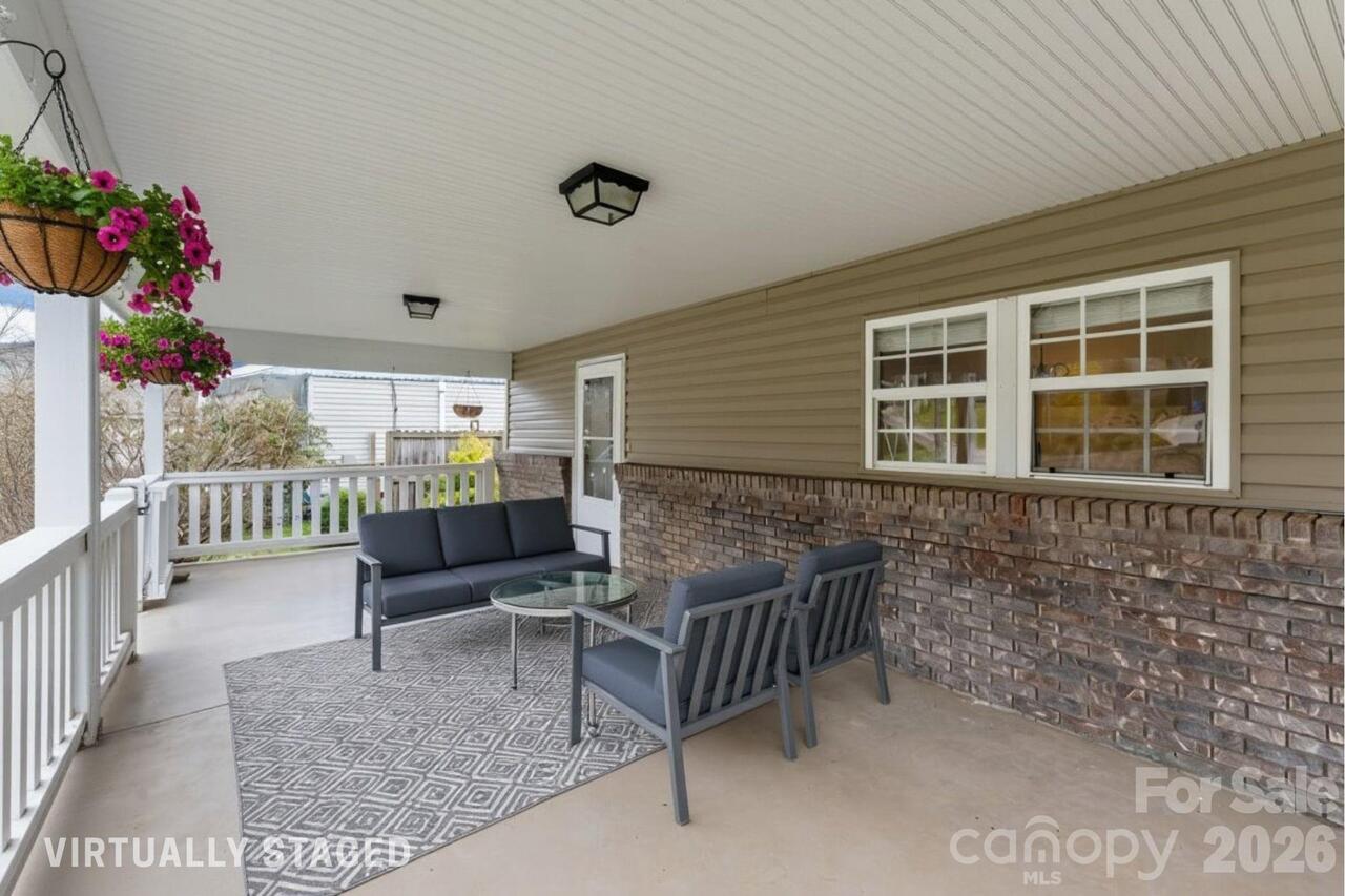 Listing Photo 6