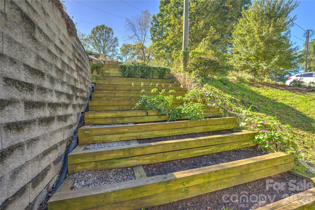 Listing Photo 27