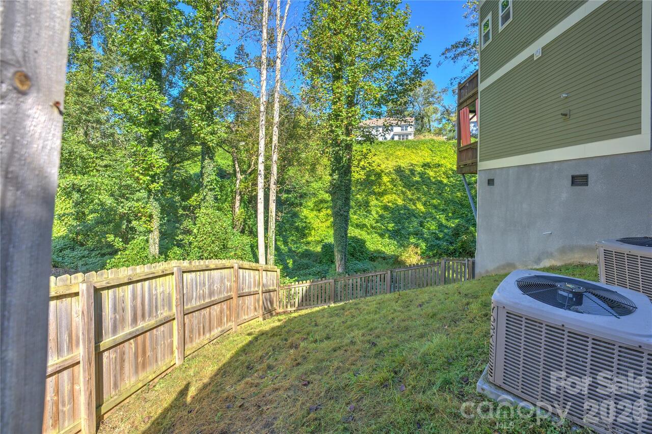 Listing Photo 29