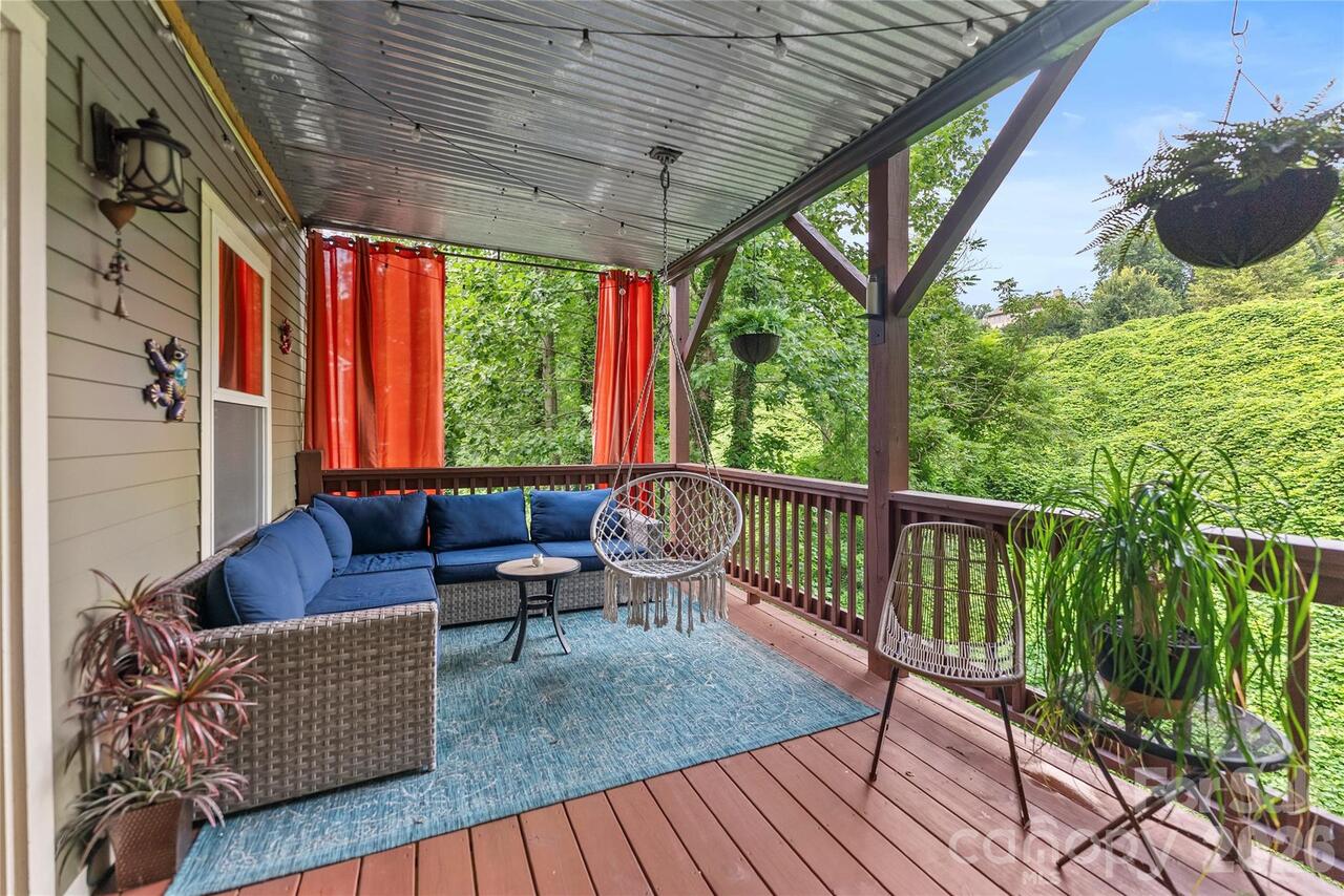 Listing Photo 18