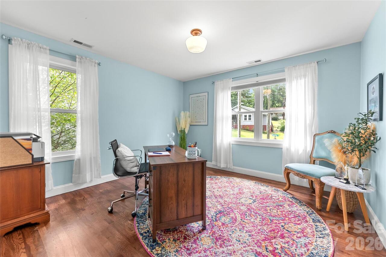 Listing Photo 16