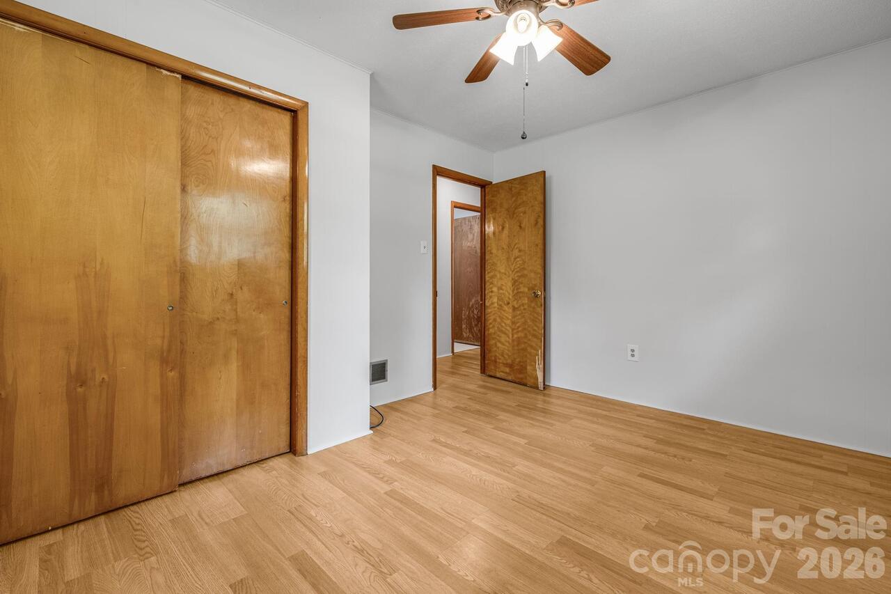 Listing Photo 24