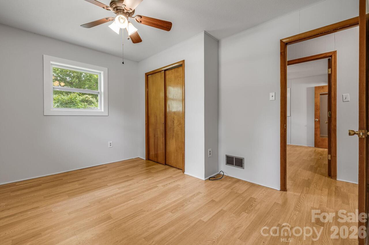 Listing Photo 25