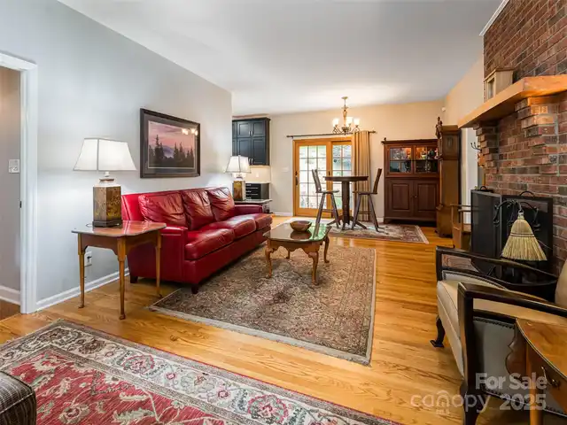 Listing Photo 21