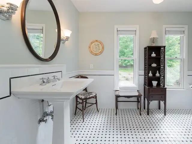 Listing Photo 32